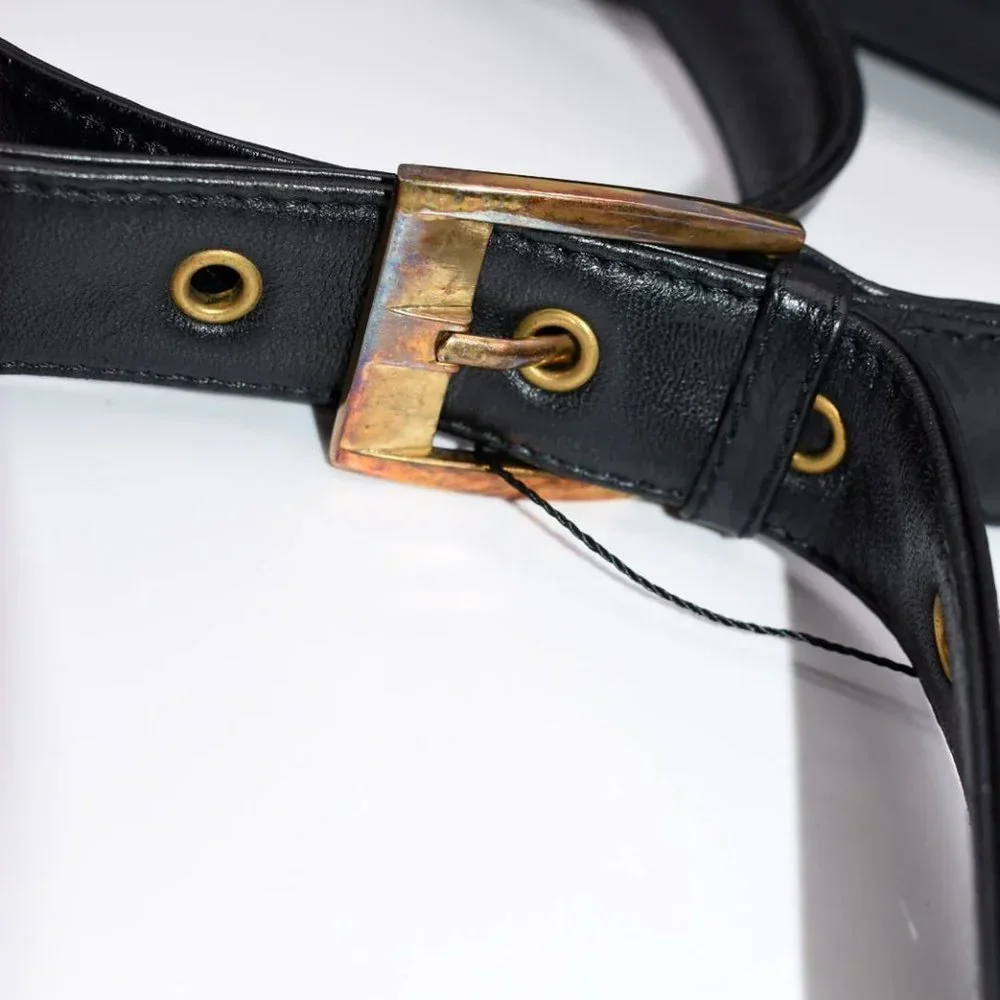 Clever Carriage Company Leather Rose Messenger Bag - Picture 7 of 11